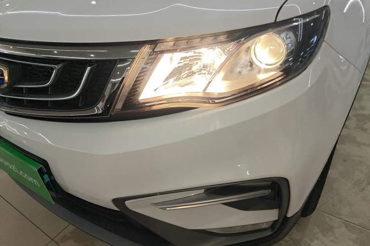 Used Geely Auto Emgrand X7 Sport 2018 1.8TD Automatic Two-Wheel Drive Zhiya Model