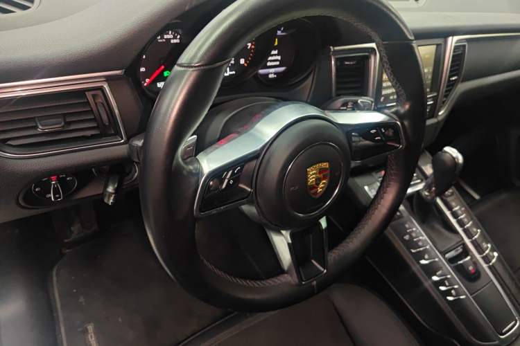 Used Porsche Macan 2016 Macan 2.0T