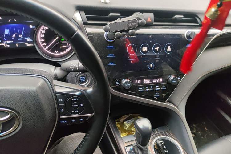 Used Toyota Camry 2019 2.5G Luxury Edition China V Standard Audio And AC Panel