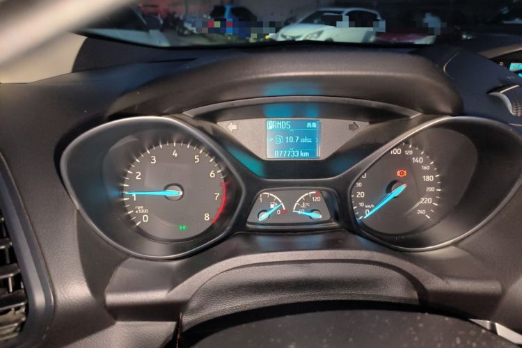 Used Ford Kuga 2017 EcoBoost 180 Two-Wheel-Drive Platinum Edition
