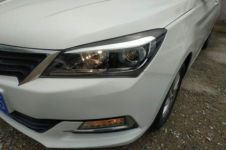 Used Changan Alsvin V7 2016 1.6L Manual LeShang Model China V Standard