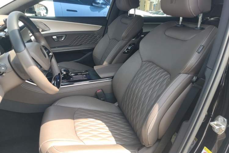 Used BYD Han 2023 DM-i Champion Edition 121KM Prestige Model