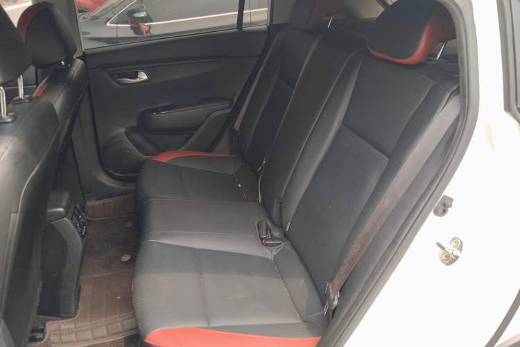 Used Kia KX Cross 2019 1.6L Automatic Dynamic Sunroof Version China VI Left Rear Seat