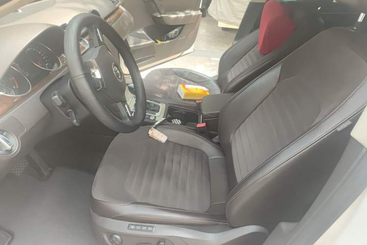 Used Volkswagen Magotan 2012 Travel Edition 2.0 TSI Comfort Version
