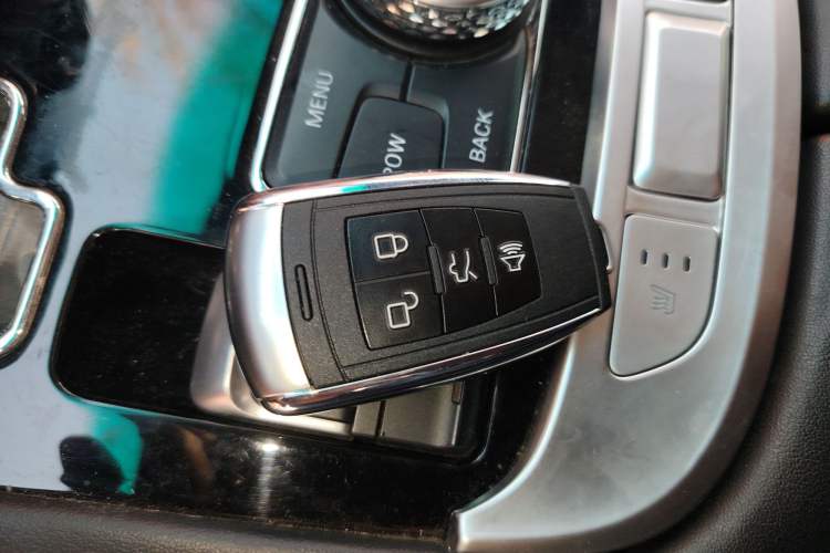 Used BAIC Off-Road BJ40 2018 PLUS 2.3T Automatic Four-Wheel Drive Premium Edition China V
