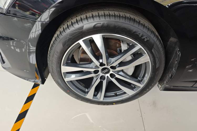 Used Audi A6L 2022 40 TFSI Luxury Dynamic Model
