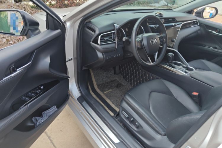 Used Toyota Camry 2019 Revised Version 2.5G Luxury Edition
