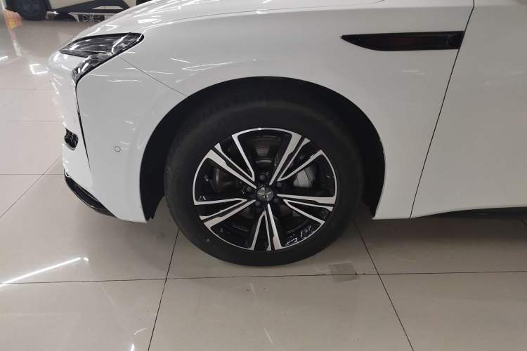 Used Hongqi EH7 2024 690 Pro