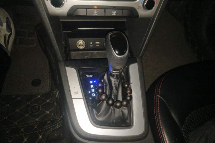 Used Hyundai Elantra (6th Generation / Lingdong) 2016 1.6L Automatic ZhiXuan – Elite Version