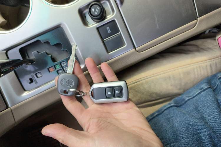 Used Toyota Highlander 2012 2.7L 2WD 5-Seater Elite Edition