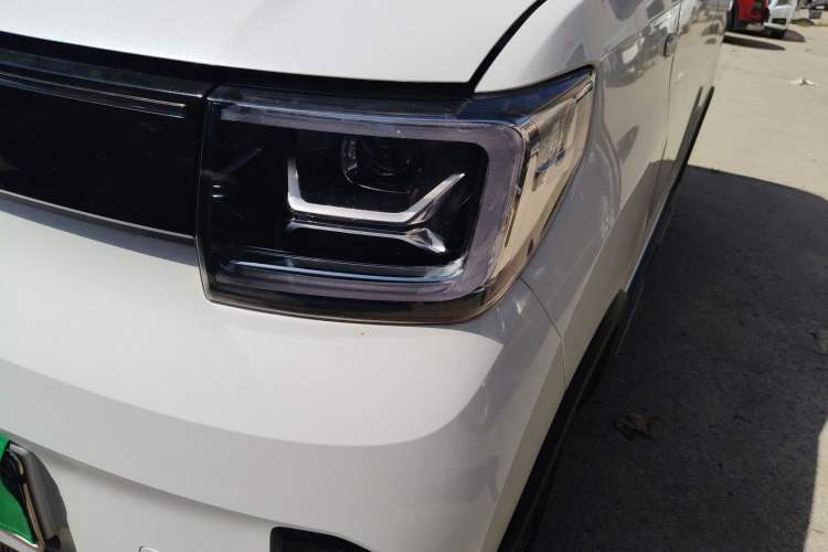 Used Wuling Hongguang MINIEV 2022 GAMEBOY 300km Enthusiast Model with Lithium Iron Phosphate
