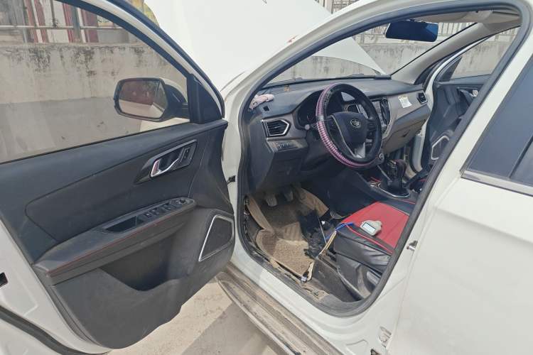 Used FAW Senya R7 2017 1.6L Manual Luxury Model