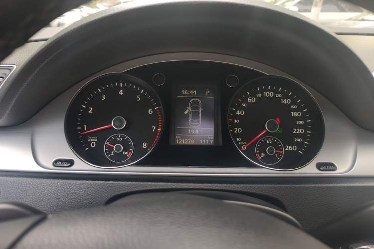 Used Volkswagen Magotan 2013 1.8TSI Premier Model