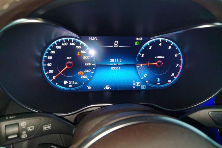 Used Mercedes-Benz GLC 2022 Refreshed GLC 300 L 4MATIC Dynamic Edition Instrument Cluster