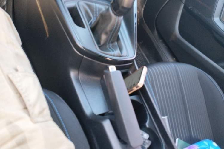 Used Peugeot 308 2018 1.6L Manual Fashion Edition
