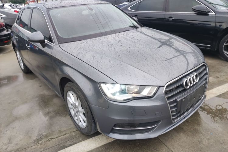 Used Audi A3 2014 Sportback 35 TFSI Automatic Style Edition Front Right 45 Deg