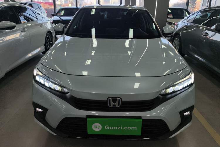 Used Honda Civic 2023 2.0L eHEV Pioneer Edition