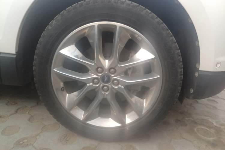 Used Ford Edge 2017 EcoBoost 245 Four-Wheel-Drive Flagship 7-Seater