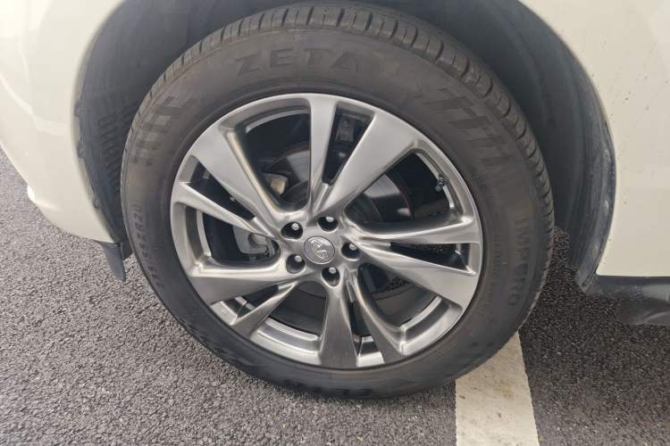 Used Infiniti QX60 2014 2.5 S/C Hybrid Two-Wheel Drive Excellence Edition Left Front Wheel Hub