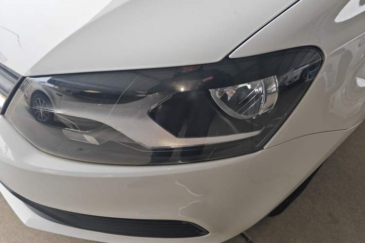 Used Volkswagen Polo 2014 1.4L Manual Fashion Edition