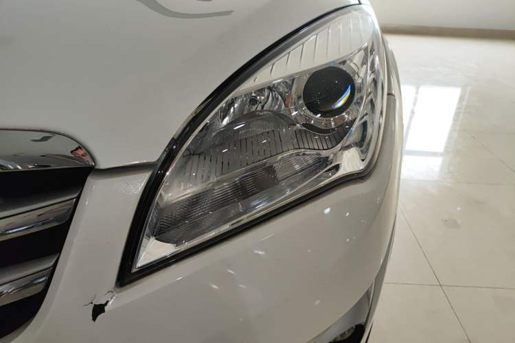 Used CHANGAN CS35 2016 1.6L Automatic Luxury Model China V Standard