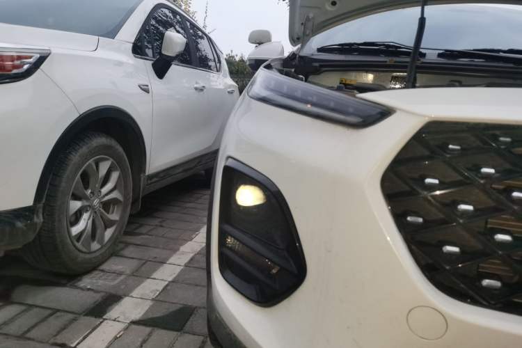 Used Chery Tiggo 3X 2024 1.5L CVT Excellence Edition Right Front Headlight