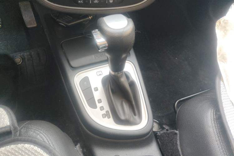 Used FAW Junpai D60 2015 1.8L Automatic Luxury Model