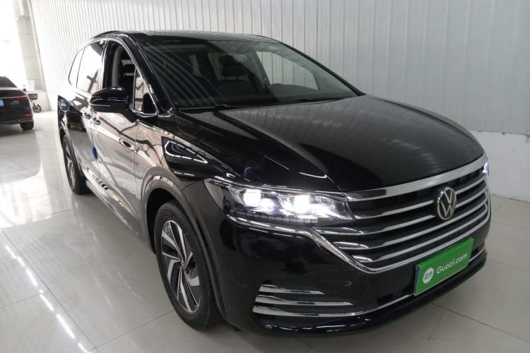 Used Volkswagen Viloran 2023 Facelift 330TSI Luxury Edition
