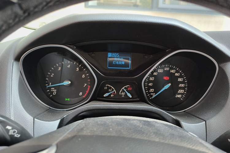 Used Ford Focus 2012 Hatchback 1.6L Automatic Fashion Edition