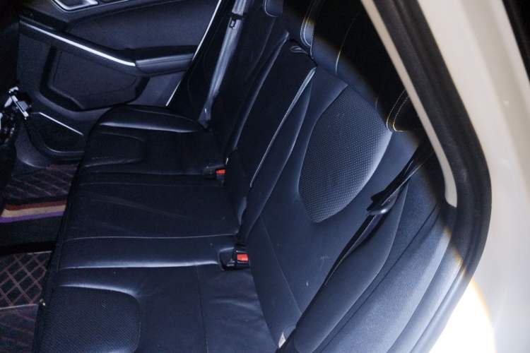 Used JMC Yusheng S330 2016 1.5L GTDi Automatic Two-Wheel Drive Flagship Edition