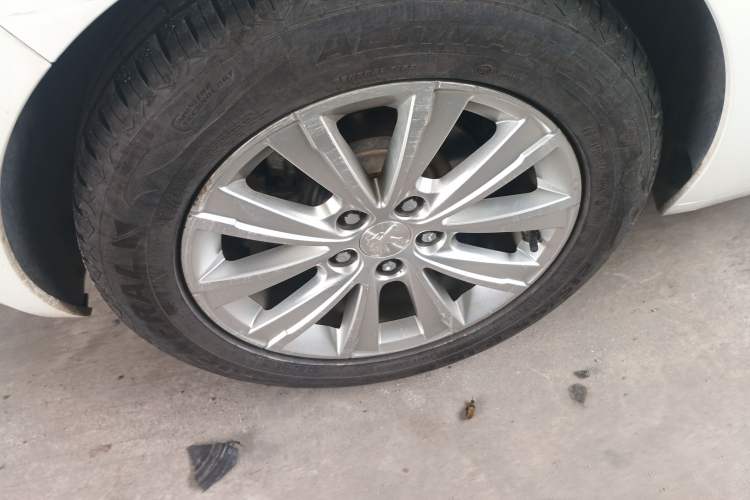 Used Peugeot 308S 2015 1.2T Automatic Jingchi Edition Right Rear Wheel Hub