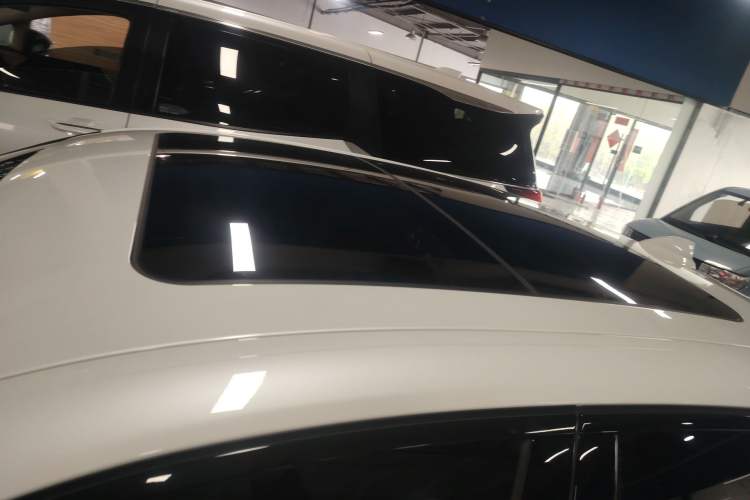 Used BMW 3 Series 2021 Second Facelift 325Li M Sport Night Edition Package Roof