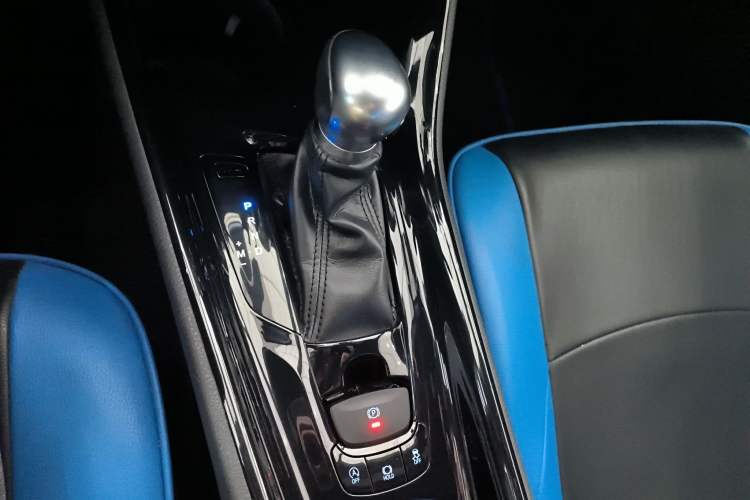 Used Toyota C-HR 2018 2.0L Leading Edition China VI