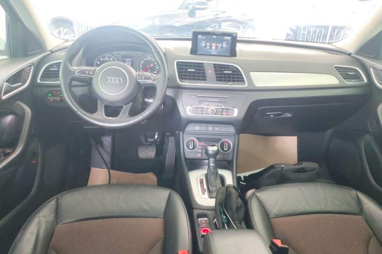 Used Audi Q3 2018 30th Anniversary Edition 35 TFSI Fashion Model
