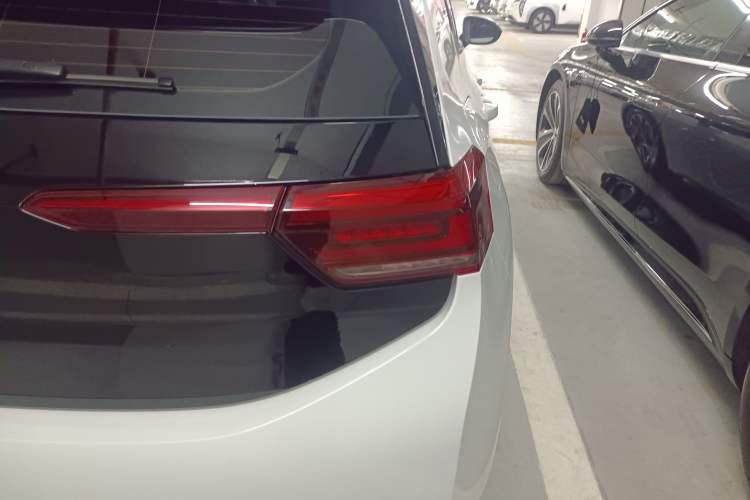 Used Volkswagen ID.3 2025 Smart Model Outstanding Oxygen Edition Right Rear Taillight