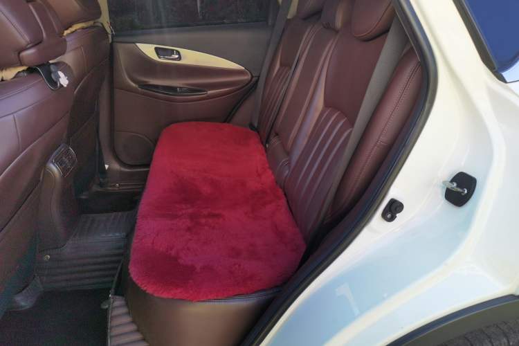 Used Infiniti QX50 2015 2.5L Luxury Edition Left Rear Seat