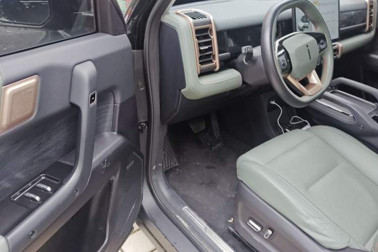 Used iCAR 03 2024 401km Two-Wheel Drive Standard Advanced Version Driver Seat