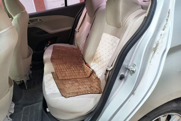 Used Chevrolet Sail 2015 Sail 3 1.3L Manual with Ideal Sunroof Edition
