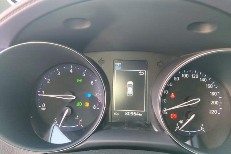 Used Toyota IZOA 2018 2.0L Yichi Version China VI Standard
