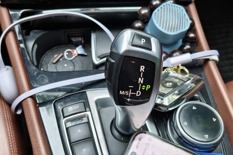 Used BMW 5 Series GT 2014 528i Leading Model Gear Lever