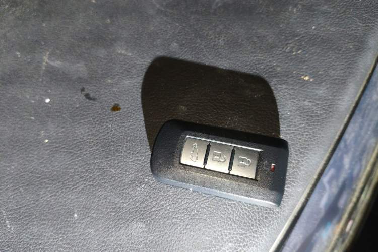 Used Mitsubishi Outlander 2018 2.4L 4x4 Elite Edition 5 Seats
