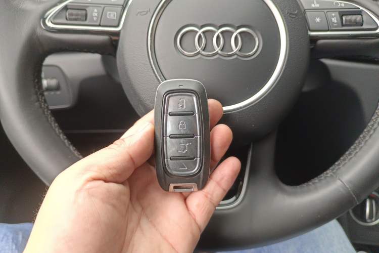 Used Audi Q3 2017 35 TFSI Fashion Model
