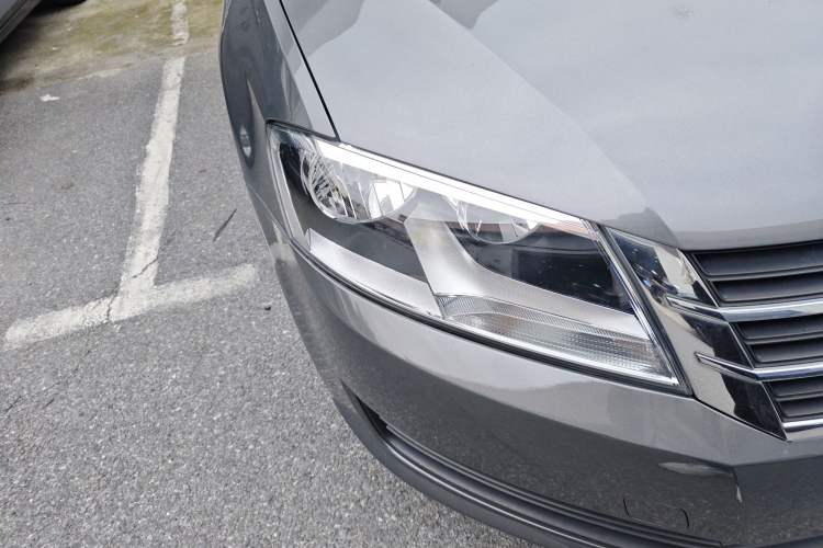 Used Volkswagen Lavida 2013 Revised Classic 1.6L Automatic Fashion Edition