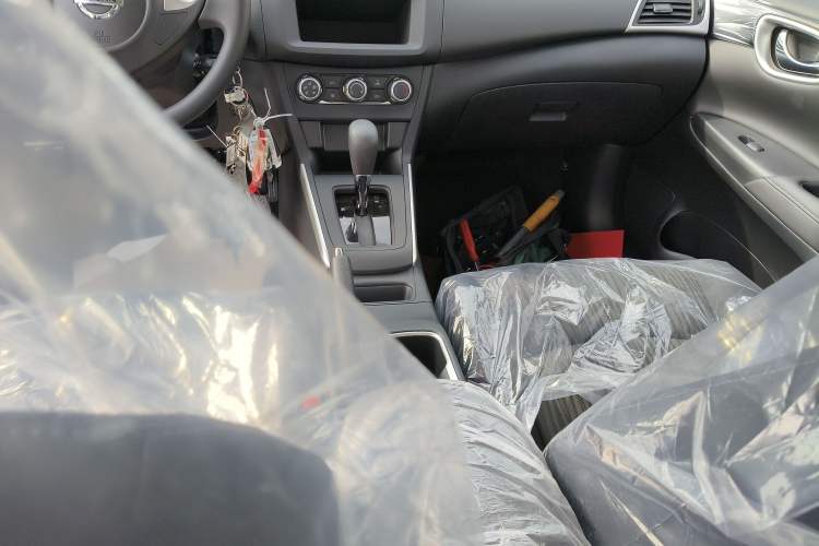 Used Nissan Sylphy 2024 Facelifted Three Classic 1.6XE CVT Comfort Edition Gear Lever