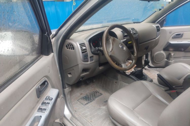 Used Great Wall Wingle 5 2014 2.8T Entry-Level Big Double-Cab GW2.8TC Driver Seat