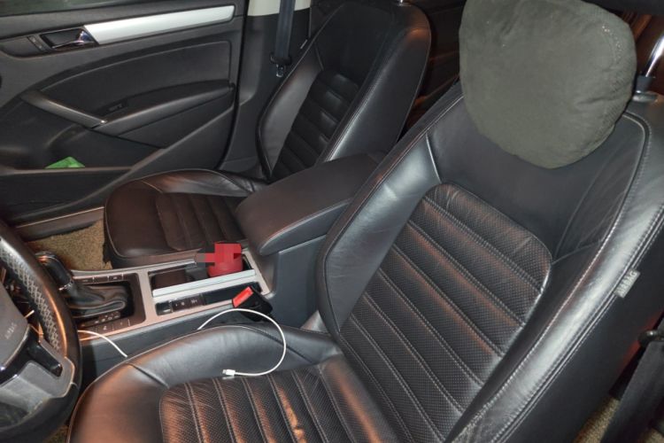 Used Volkswagen Passat 2014 1.8TSI DSG Prestige Edition Left Front Seat