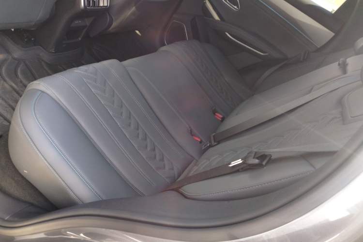 Used BYD Song L DM-i 2025 Intelligent Driving Version 160 km Excellence Edition
