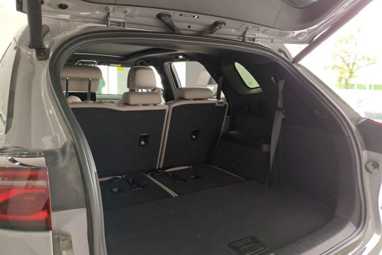 Used BYD Tang New Energy 2025 Intelligent Driving Version DM-i 115KM Flagship Edition Trunk