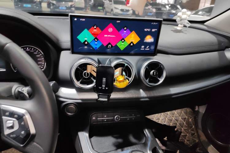 Used Wey VV5 2021 1.5T Two-Wheel Drive Color Pioneer
