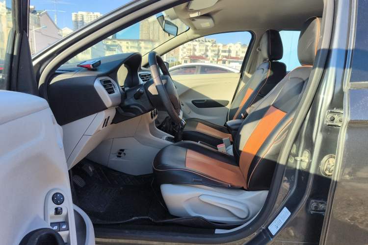 Used Citroen Elysee 2014 1.6L Manual Fashion Edition
